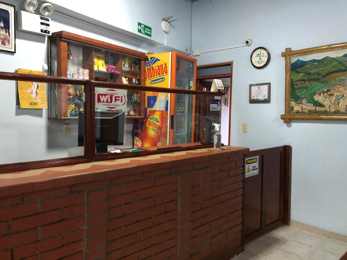 Hotel Cambulos Manizales Eksteriør billede
