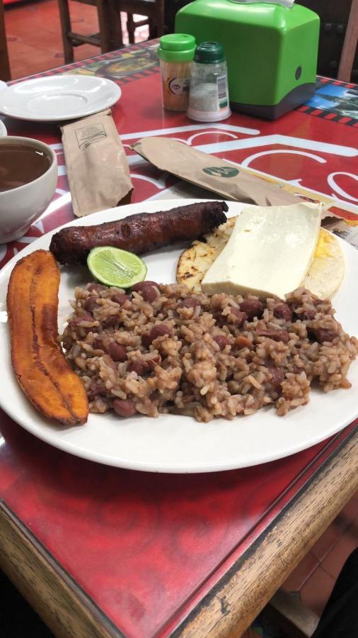 Hotel Cambulos Manizales Eksteriør billede
